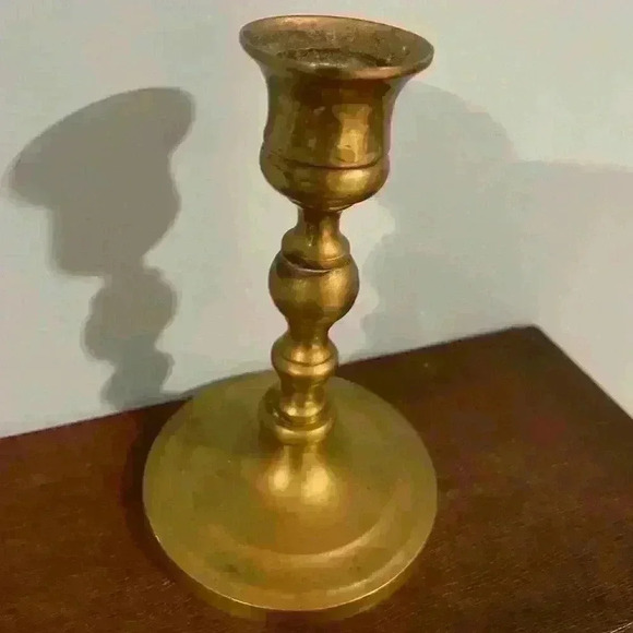 Vintage solid brass candlestick holder - Picture 1 of 4